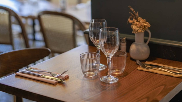 Restaurant De La Place - restaurant VENACO - restaurant a faire VENACO