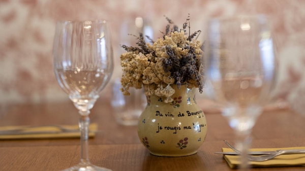 Restaurant De La Place - restaurant VENACO - Restaurant Vivario